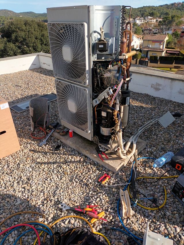 instalación y reparación de equipos de aire acondi