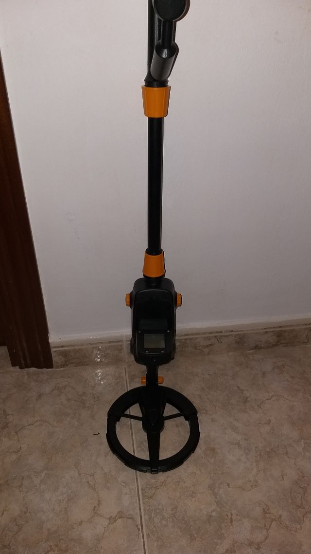 MAQUINA BUSCADORA MATERIALES PRECIOSOS....ORO....E