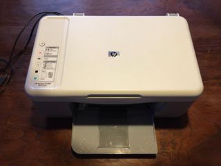 Impresora HP Deskjet F2280 Gratis de segunda mano en L\\'Ametlla del Vallès  en WALLAPOP