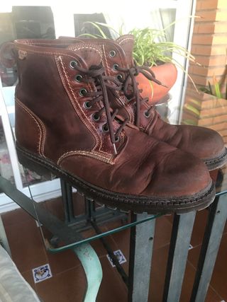 Botas piel caballero de segunda mano por 15 EUR en Córdoba en WALLAPOP