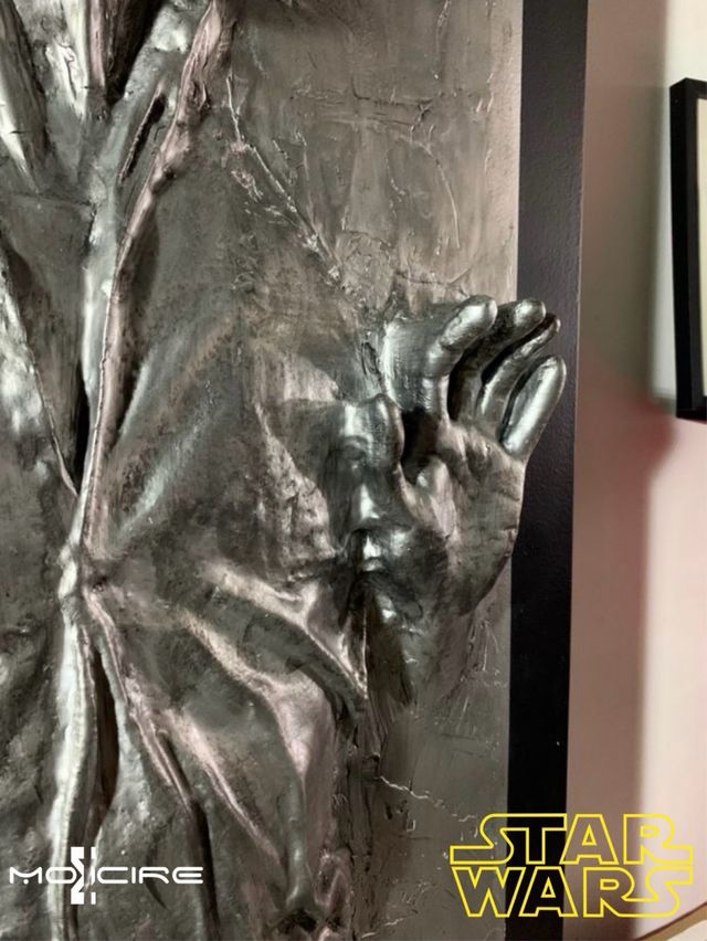 HAN SOLO EN CARBONITA TAMAÑO REAL 1/1