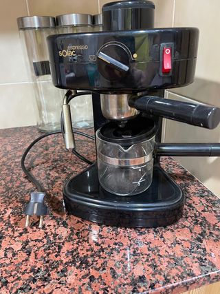 Cafetera SOLAC. de segunda mano por 15 EUR en Guadassuar en WALLAPOP