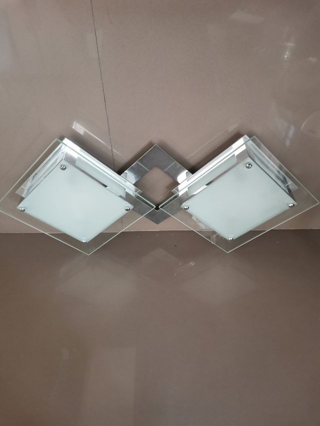 lampara aplique de paret o techo 