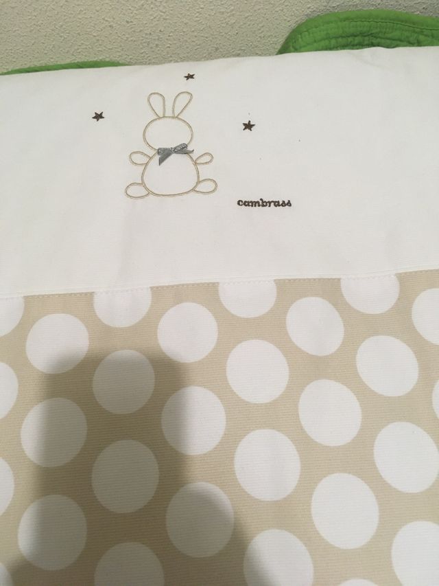 Edredón de cuna y protectores Cambrass