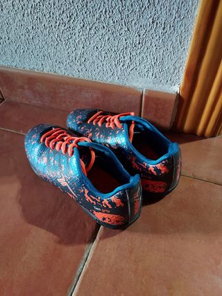 Zapatillas fútbol sala marca tenth titanium de segunda mano por 10 EUR en  Alovera en WALLAPOP