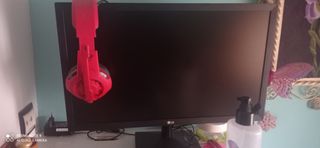 Monitor lg de segunda mano por 70 EUR en Alcorcón en WALLAPOP