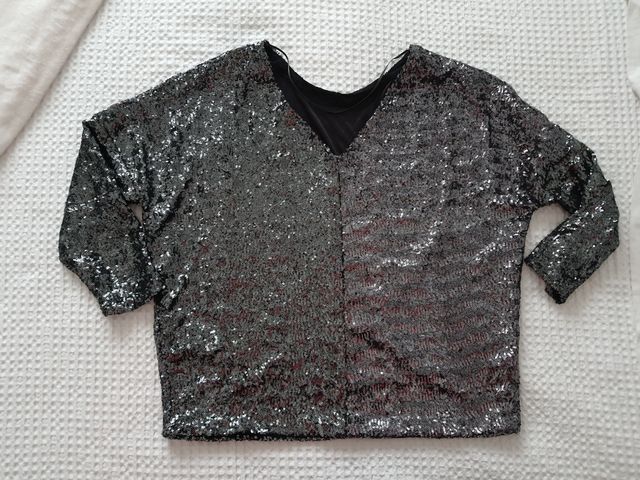 BLUSA DE LENTEJUELAS ZARA