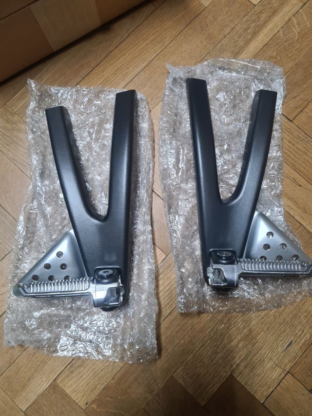 Juego Estriberas traseras Buell