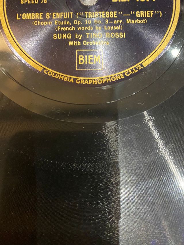 URGE- 8 discos de piedra para gramófono.