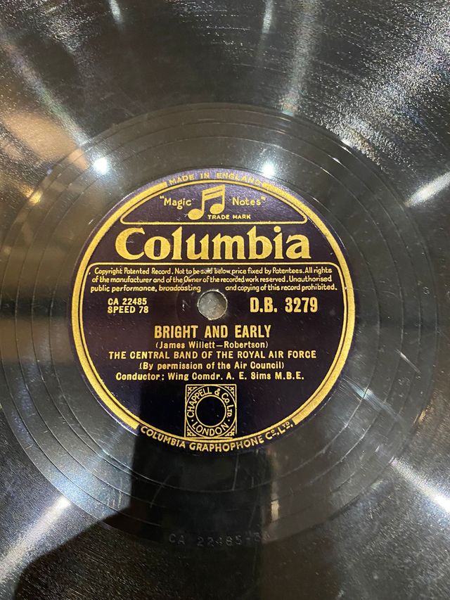 URGE- 8 discos de piedra para gramófono.