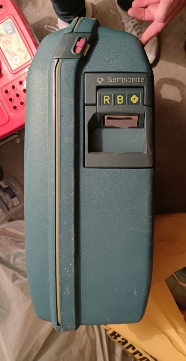Maleta Samsonite y Neceser