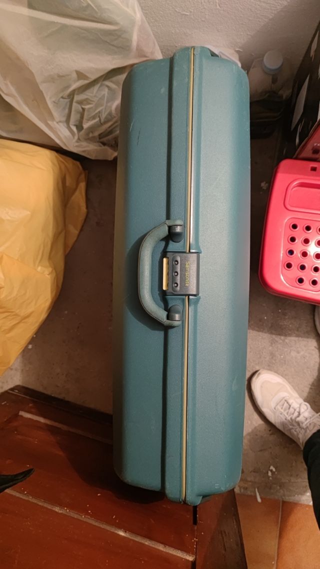 Maleta Samsonite y Neceser