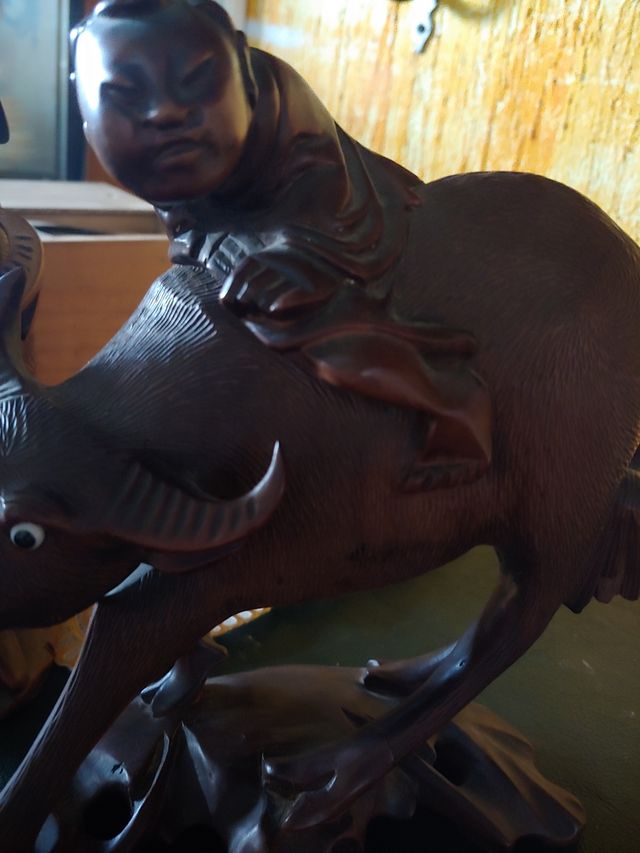 Dos antiguas esculturas de colección año 1900.