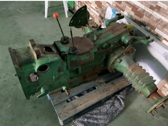 Caja cambios mangones ejes palier John Deere 