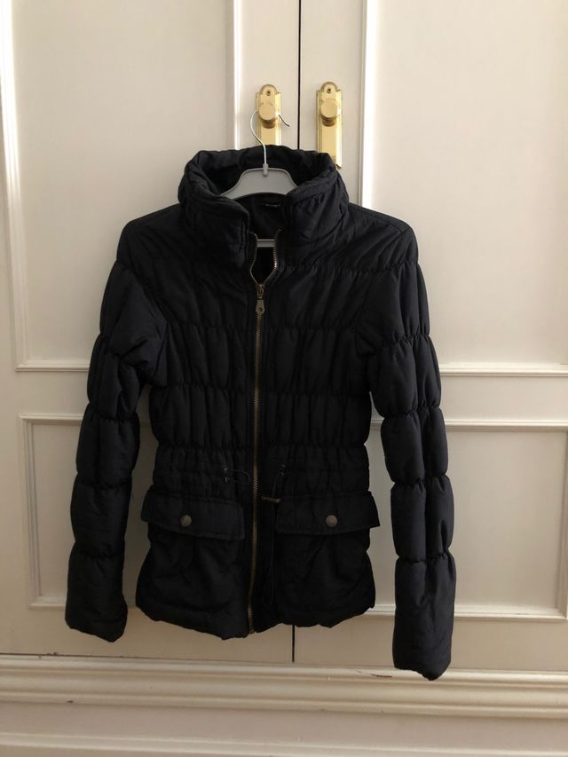 Plumífero negro mujer