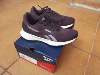 Reebok lite plus 2.0 de segunda mano por 43 EUR en Les Pedritxes en WALLAPOP