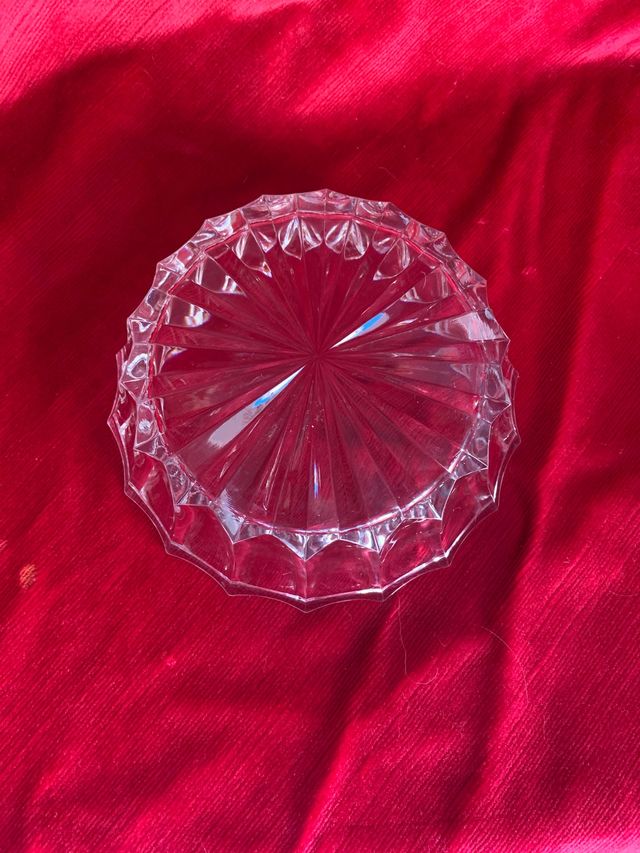 Cuenco cristal macizo tallado