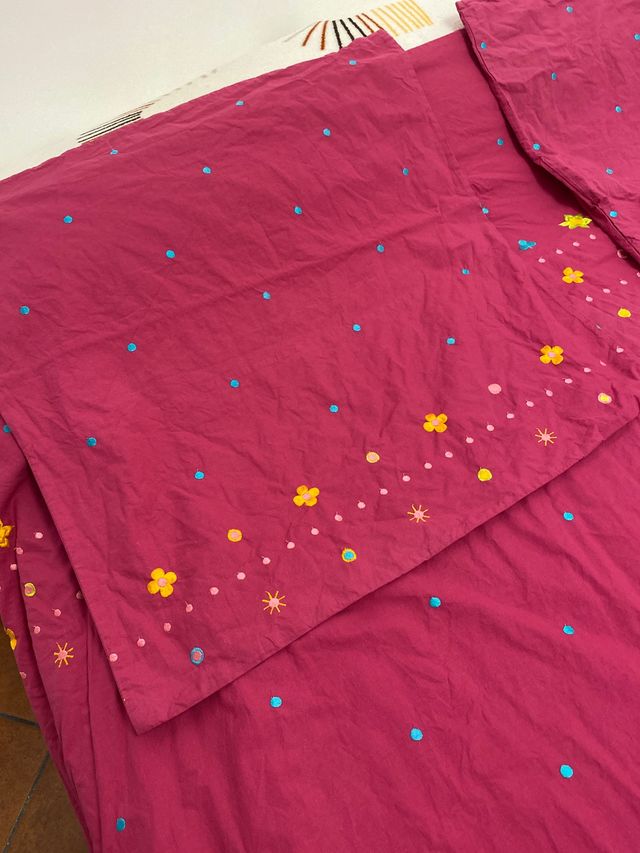 Funda nórdica bordada de 1,35 y dos cuadrantes de