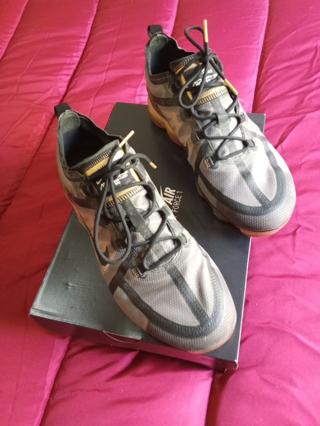 Nike Air vapormax edición dorada 2019