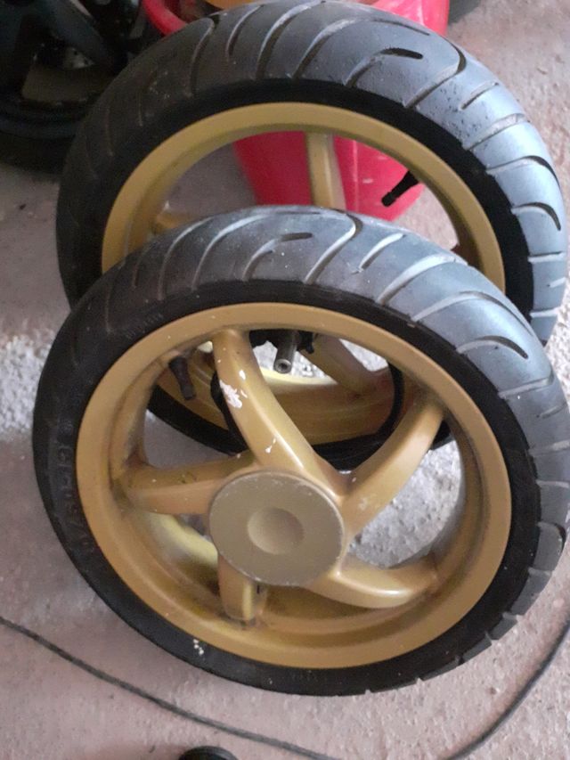 aprilia sr 49 racing