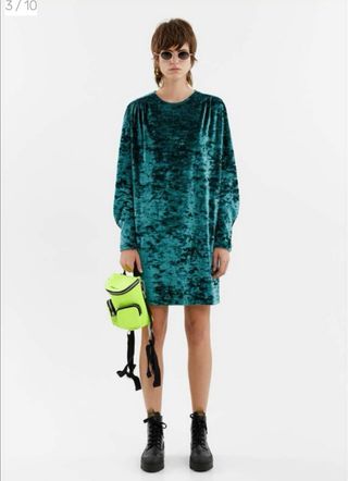 Precioso vestido terciopelo Bimba y Lola nuevo. de segunda mano por 50 EUR  en Madrid en WALLAPOP