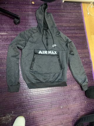 Chandal nike air max de segunda mano por 30 EUR en Valdemoro en WALLAPOP