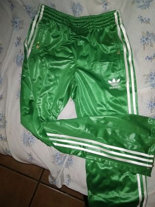 روسيا حاضر هنا pantalones adidas antiguos - sharethespotlight.org