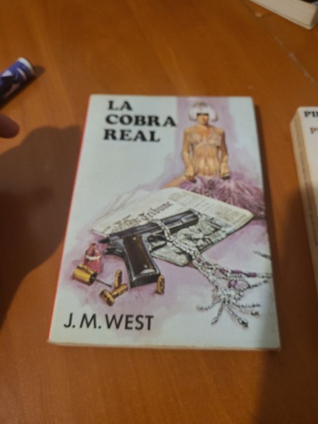 Il cobra reale, Pierre Naville