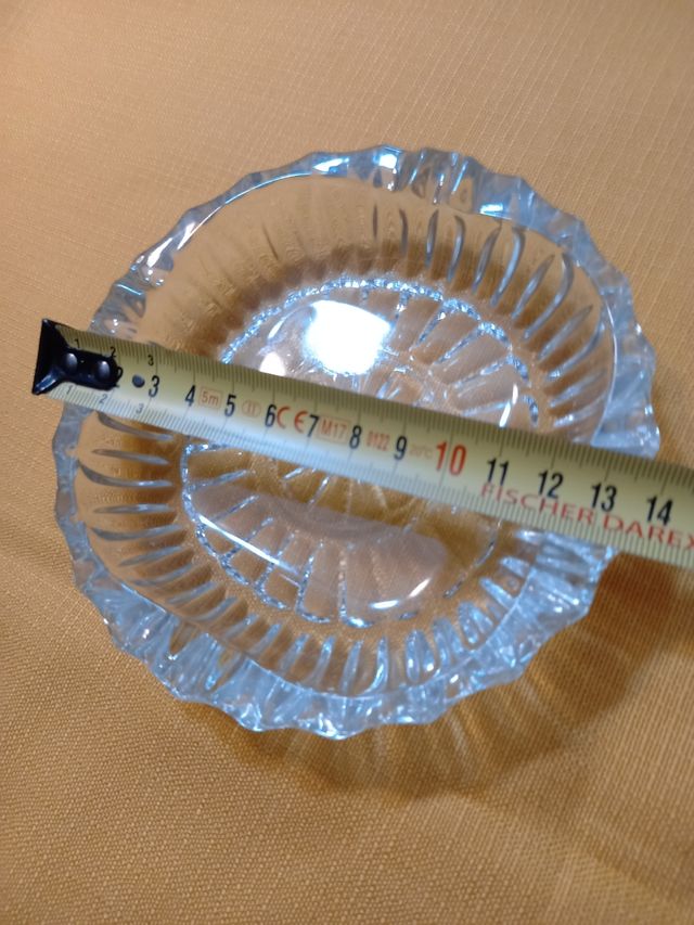 8 Ceniceros de cristal tallado