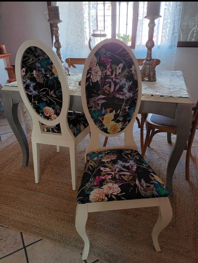 Sillas patas isabelinas