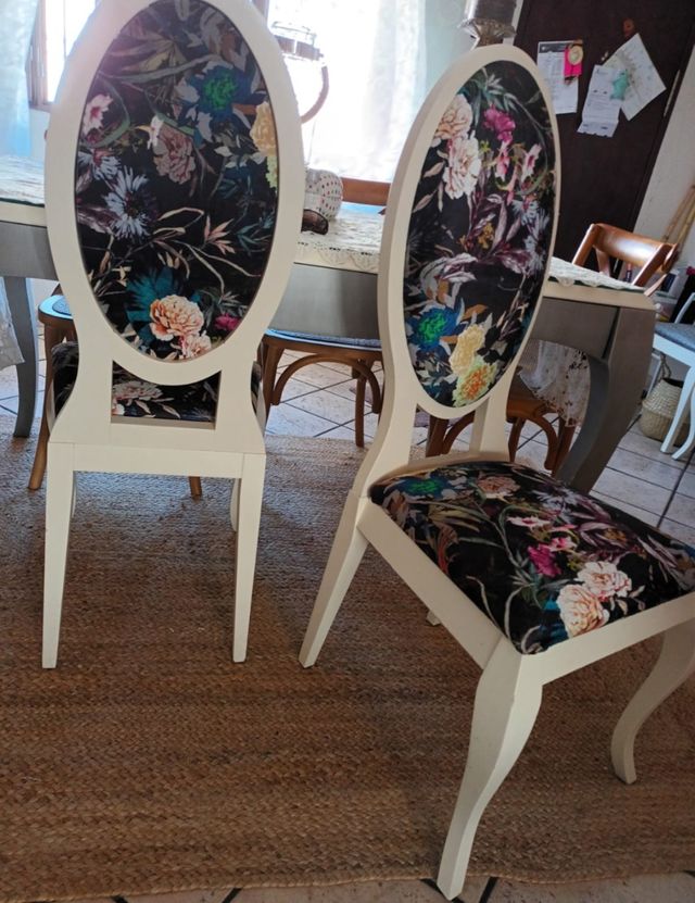 Sillas patas isabelinas