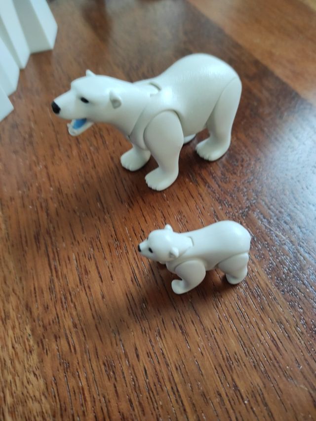 Playmobil exploradores con osos polares