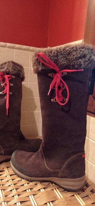 Bota nieve descanso mujer t. 37 de segunda mano por 20 EUR en Gijón en  WALLAPOP