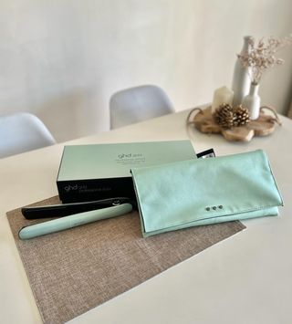 Planchas de pelo GHD gold neo-mint de segunda mano por 140 EUR en Alicante  en WALLAPOP