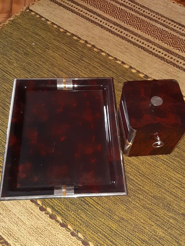 Bandeja y cubitera Carei