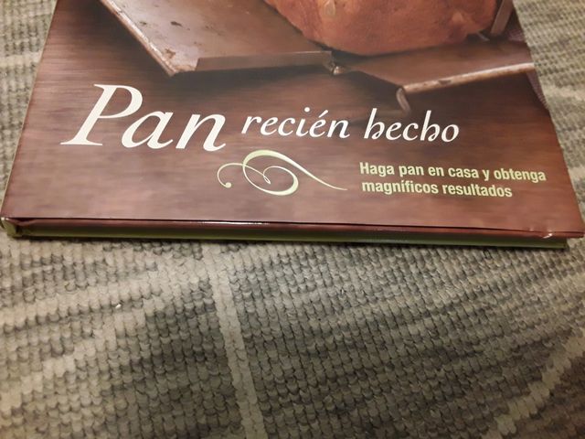 Libro " Pan recién hecho"