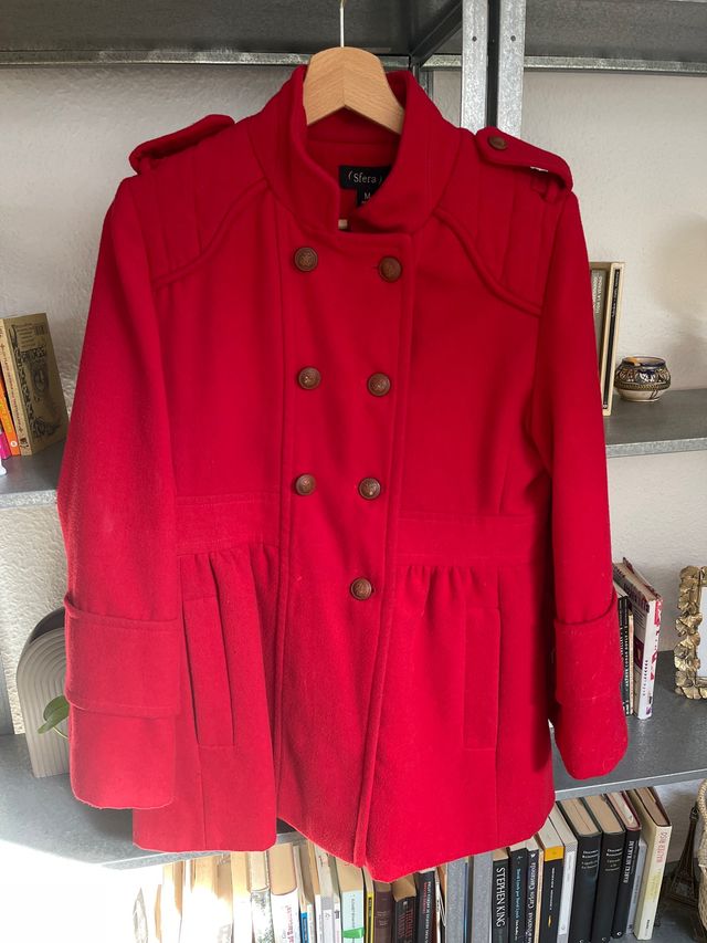 Abrigo rojo