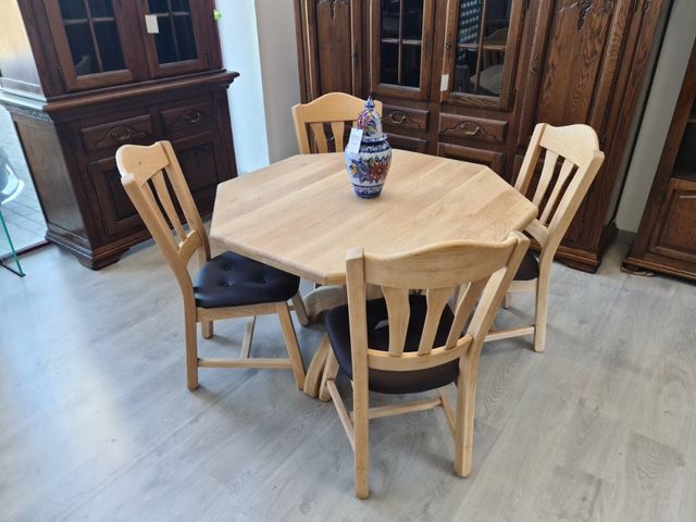 Mesa Maciza Rustica de Roble con Sillas Natural