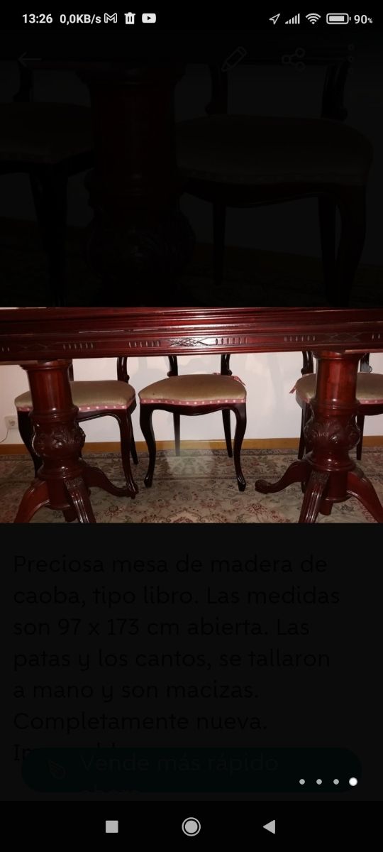 Mesa extensible en caoba tallada