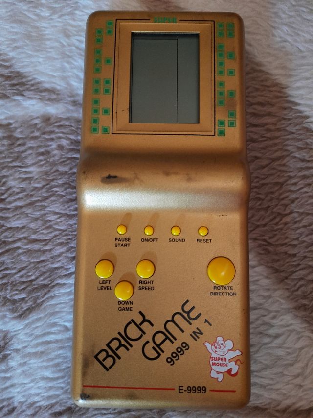Consola brich game 9999 in 1