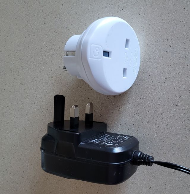 Adaptadores , enchufes