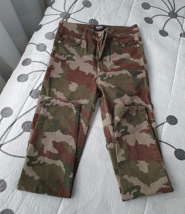 Pantalón militar pitillo
