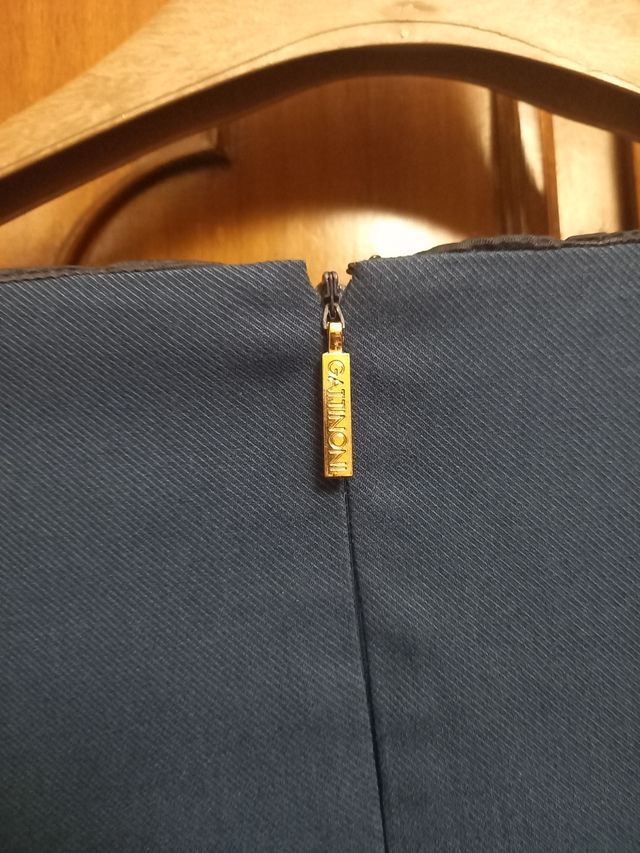 abito longuette nero e blu a mezze maniche