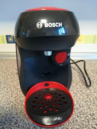 Cafetera Tassimo Bosch de segunda mano por 18 EUR en Madrid en WALLAPOP