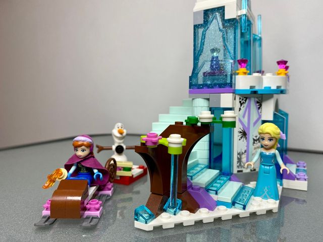 Lego. Palacio de hielo de Elsa