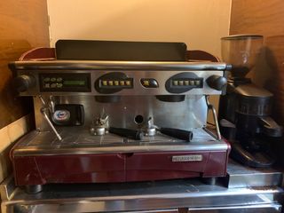 Cafetera profesional Rancilio Omicron 2 de segunda mano por 100 EUR en  Pamplona en WALLAPOP