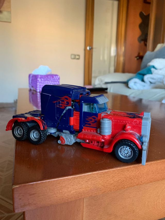 Figuras Transformers del 2007 aprox.