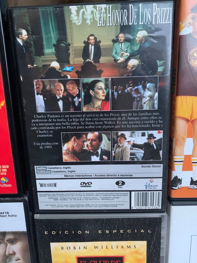 El honor de los Prizzi, Juno,