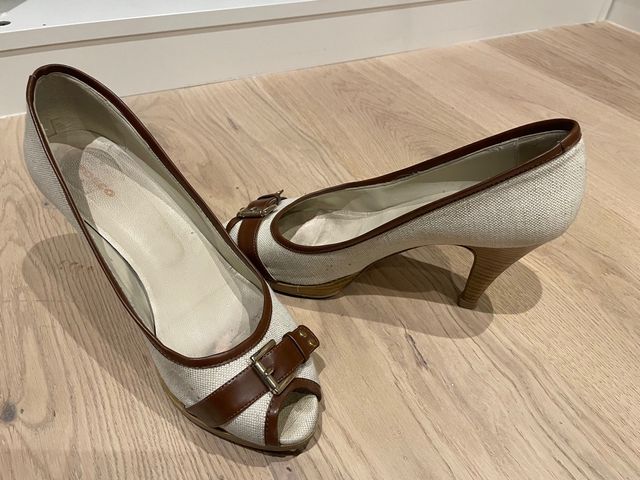 Zapatos de tacon sin puntera