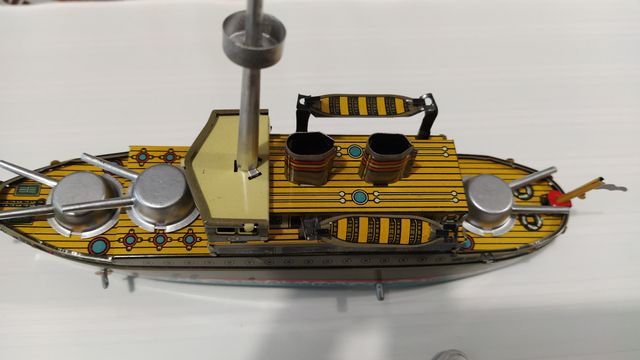 Juguete barco antiguo